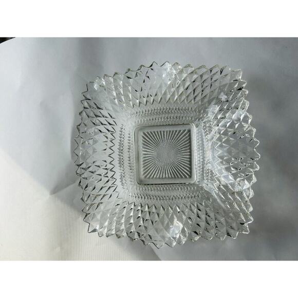 Indiana Glass Clear Depression Glass Square Ruffled Diamond Point 7" Dish Vintag - Picture 14 of 15